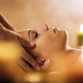 DELUXE Massage (90 min) 