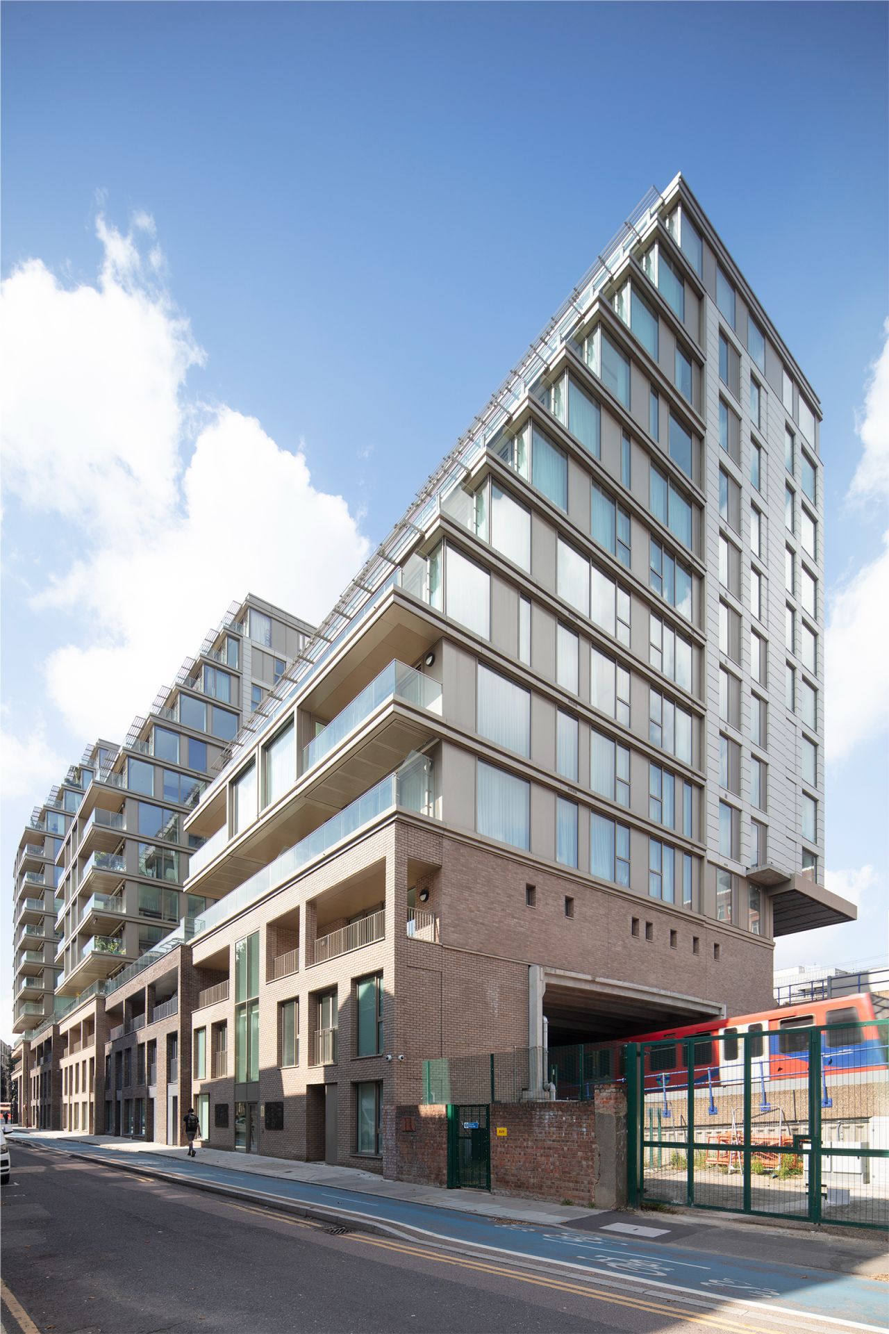 Vello | 85 Royal Mint Gardens