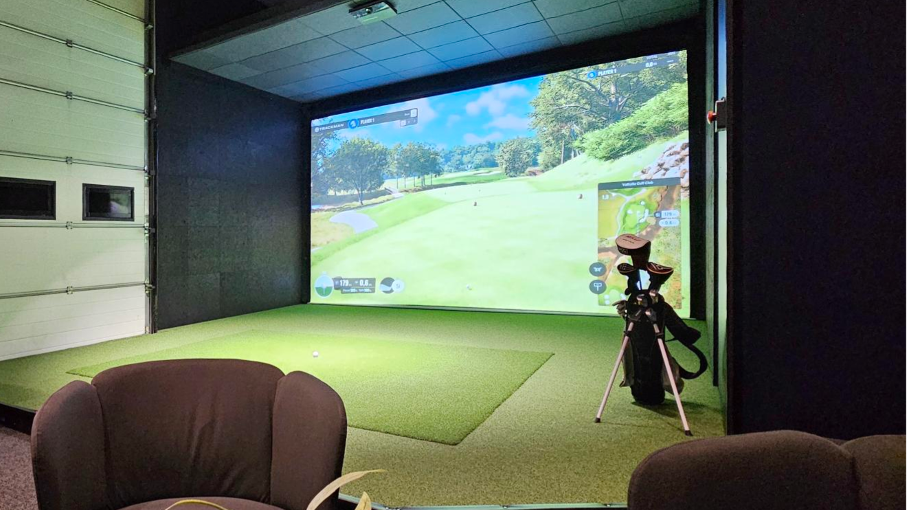 Lahjakortti golfsimulaattoriin 21€, arki 16.00-24.00 1 H