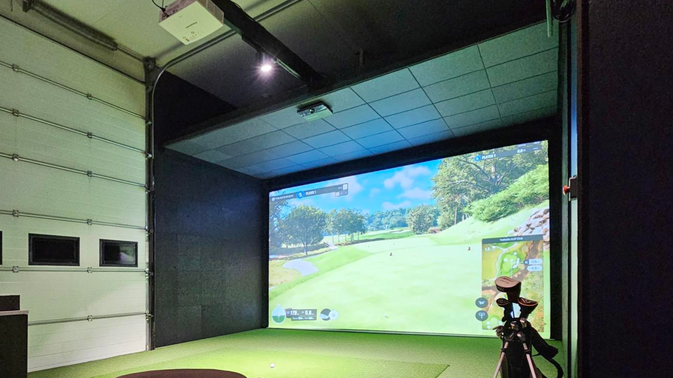 Lahjakortti golfsimulaattoriin  arki 16.00-24.00 2 H