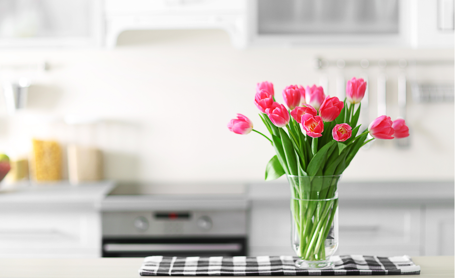 Keittiön tehopuhdistus, arvo 299 €. ALE -33%