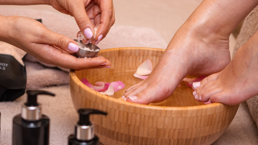 Hemmottelua jaloille