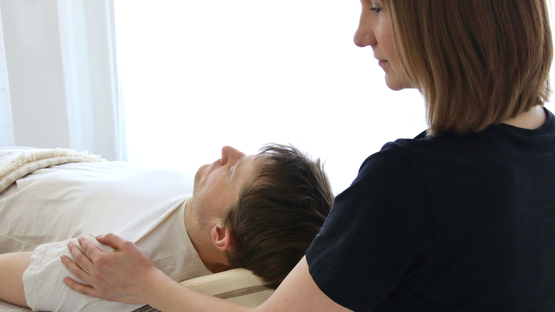 Auvo Brain Relief syvärentouttava hoito (Nummela)