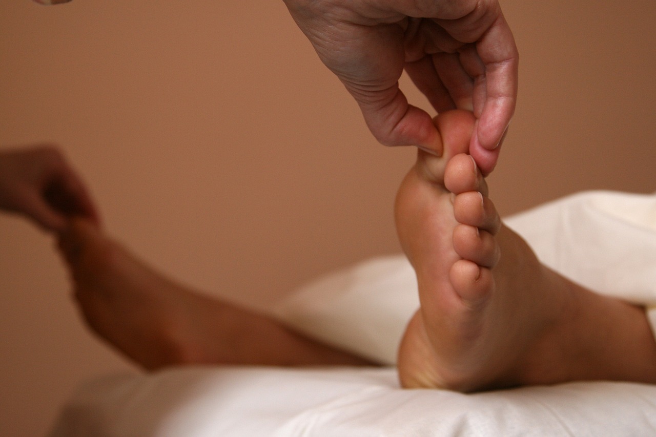 hieronta, jalkojenhoito, akupunktio, dry needling