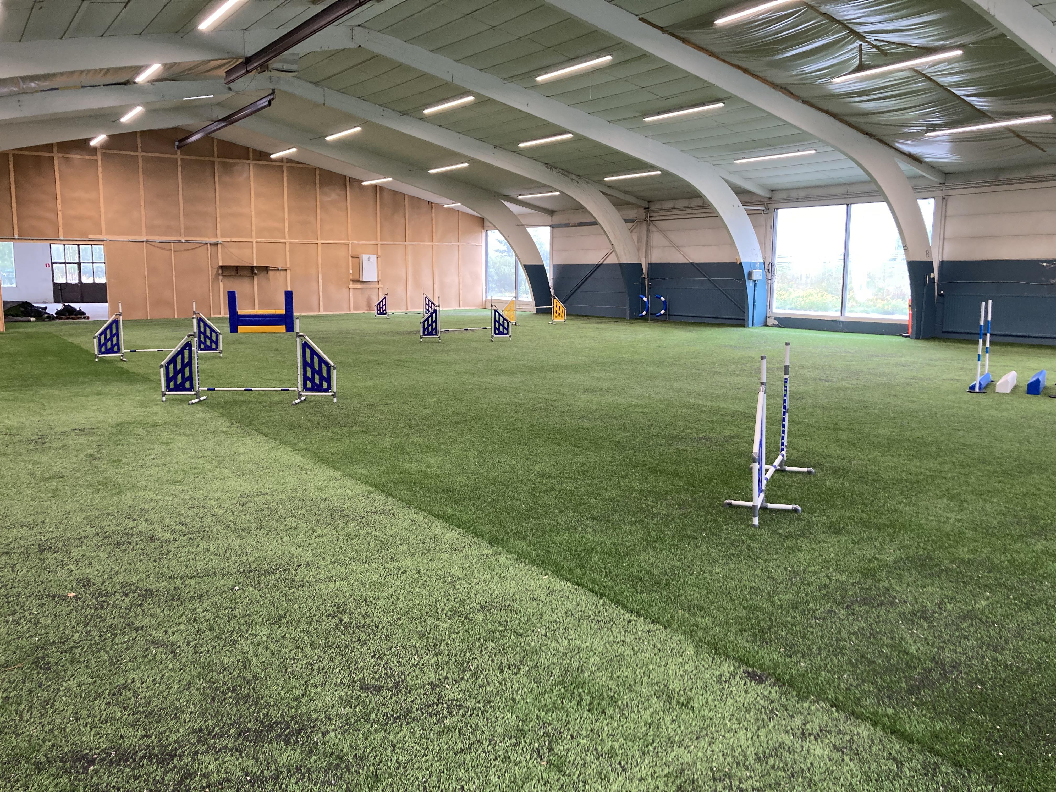 Vauhti-kenttä (760 m²)