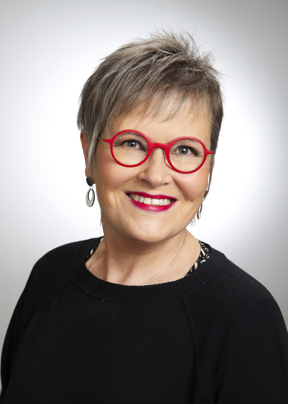 Optikko Tiina Haukipää